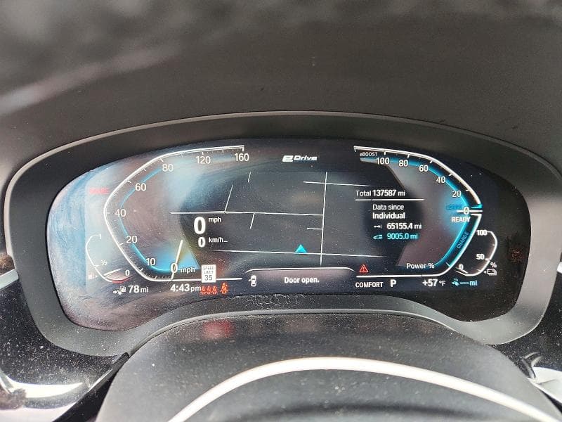 2020 BMW 530E 9