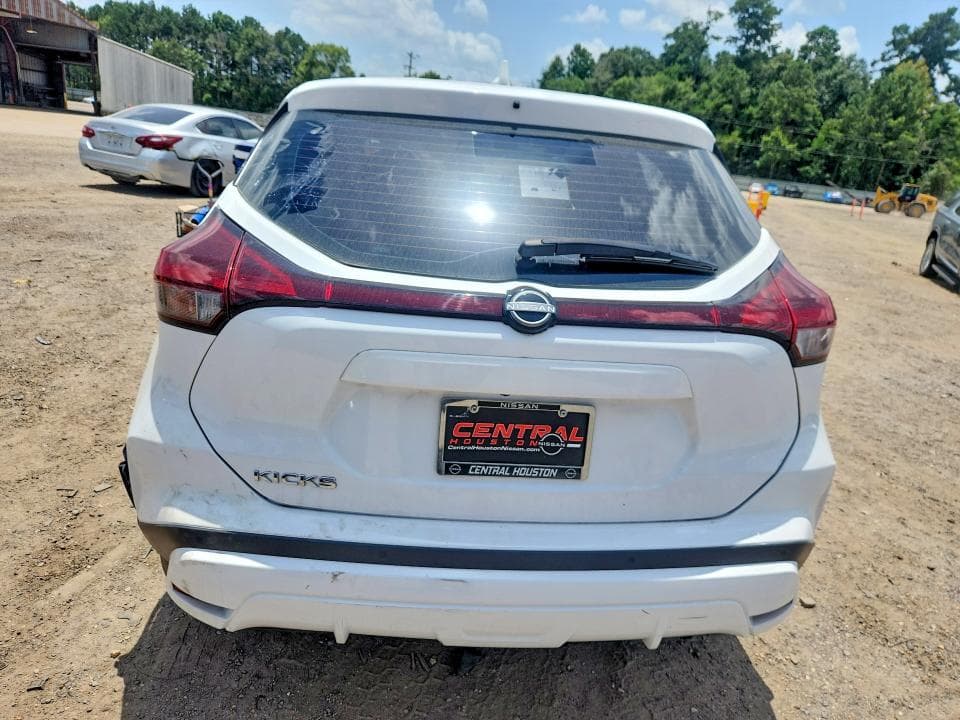 2024 NISSAN KICKS S 6