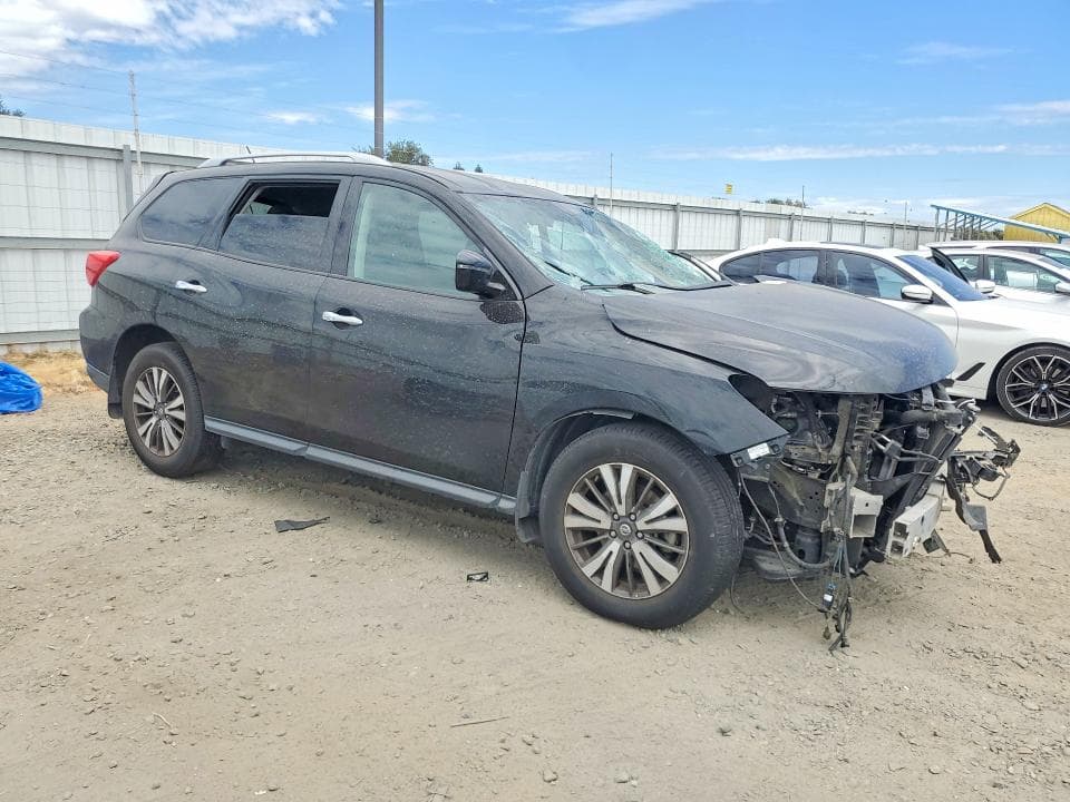 2017 NISSAN PATHFINDER S 4