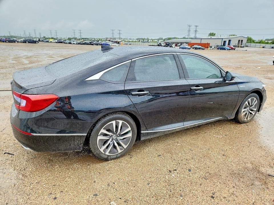 2019 HONDA ACCORD TOURING HYBRID 3