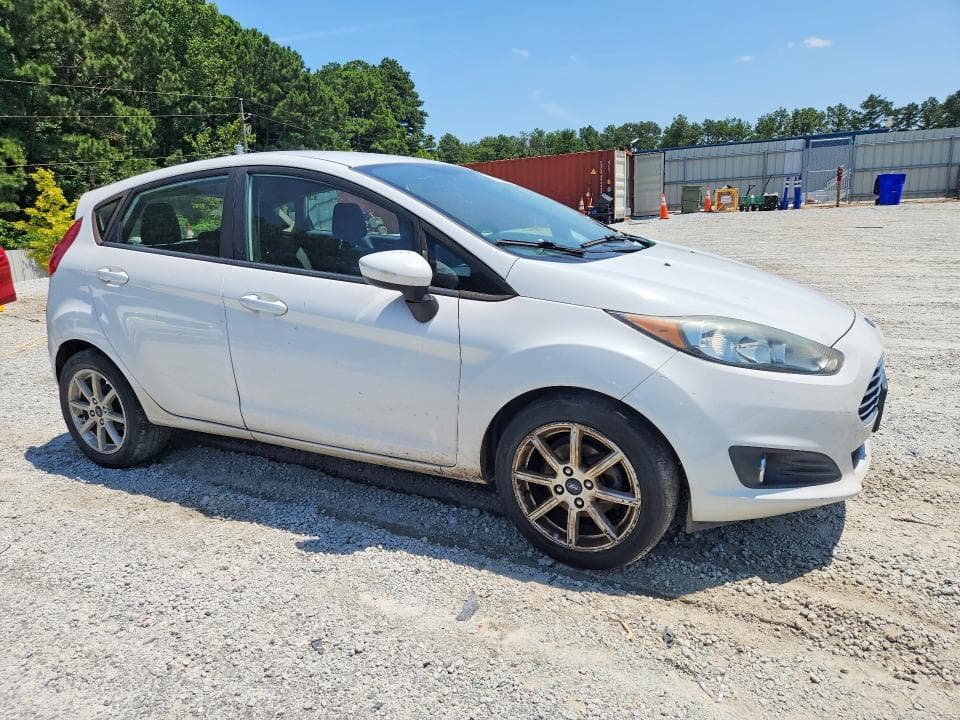 2019 FORD FIESTA SE 4