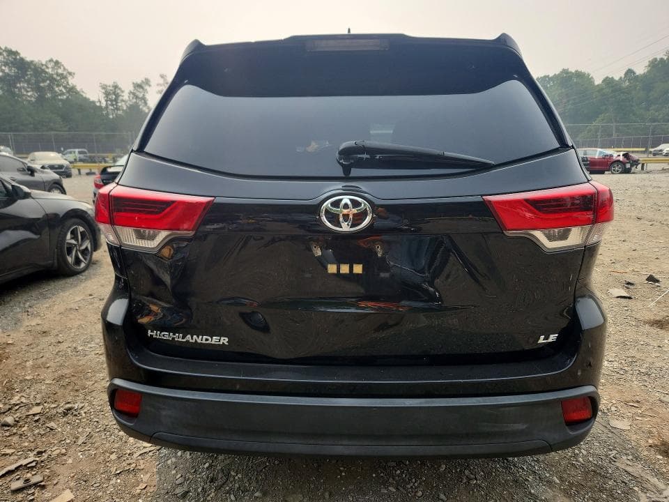 2019 TOYOTA HIGHLANDER LE PLUS LE PLUS 6