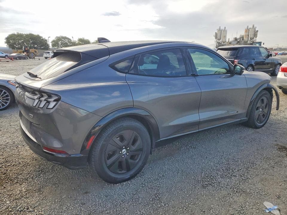 2021 FORD MUSTANG MACH-E CALIFORNIA ROUTE 1 3