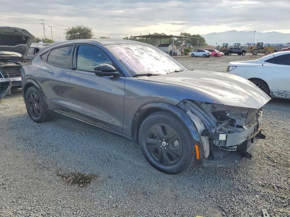 2021 FORD MUSTANG MACH-E CALIFORNIA ROUTE 1 4