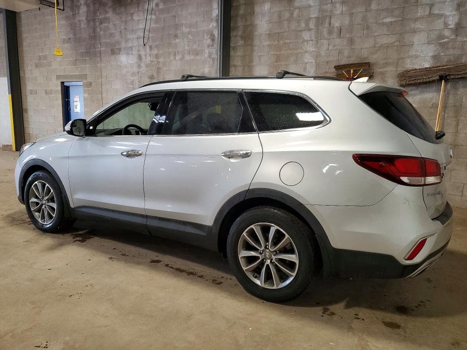 2017 HYUNDAI SANTA FE SE 2