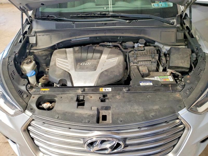 2017 HYUNDAI SANTA FE SE 12