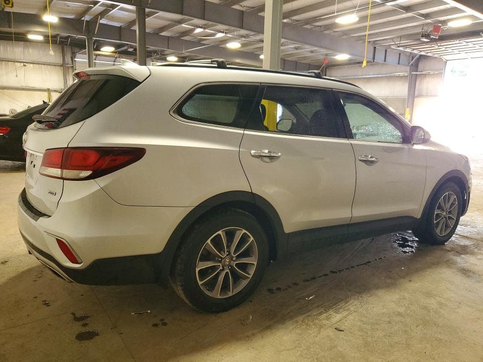 2017 HYUNDAI SANTA FE SE 3