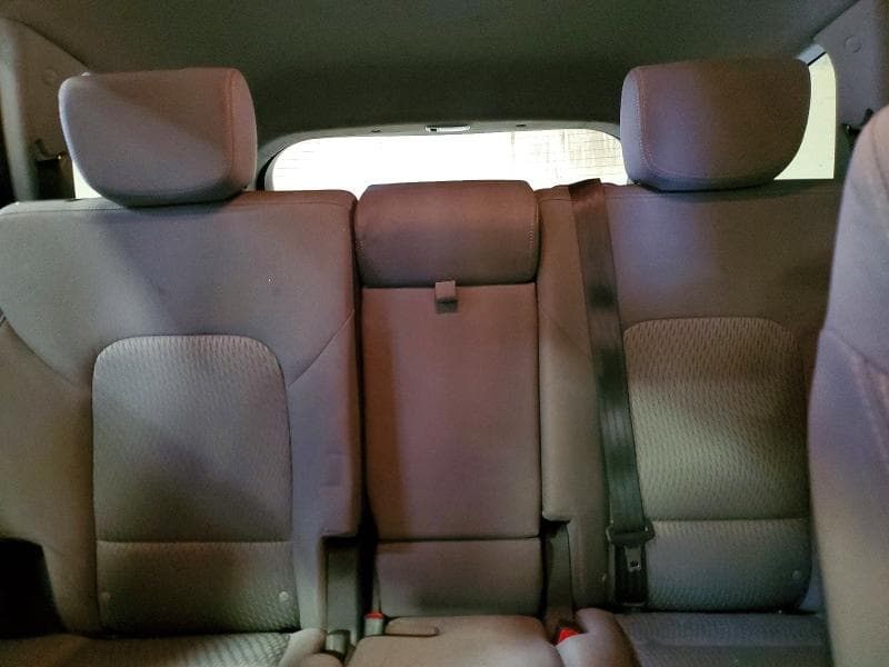 2017 HYUNDAI SANTA FE SE 10