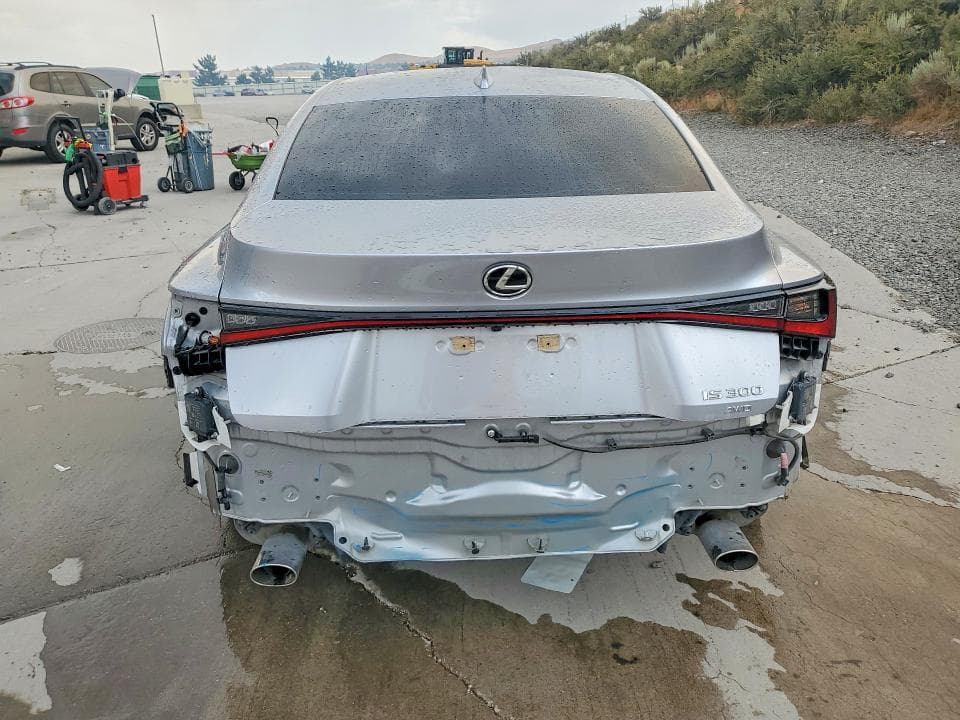 2023 LEXUS IS 300 6
