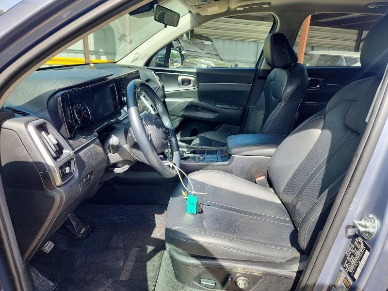 2023 KIA SORENTO S 7