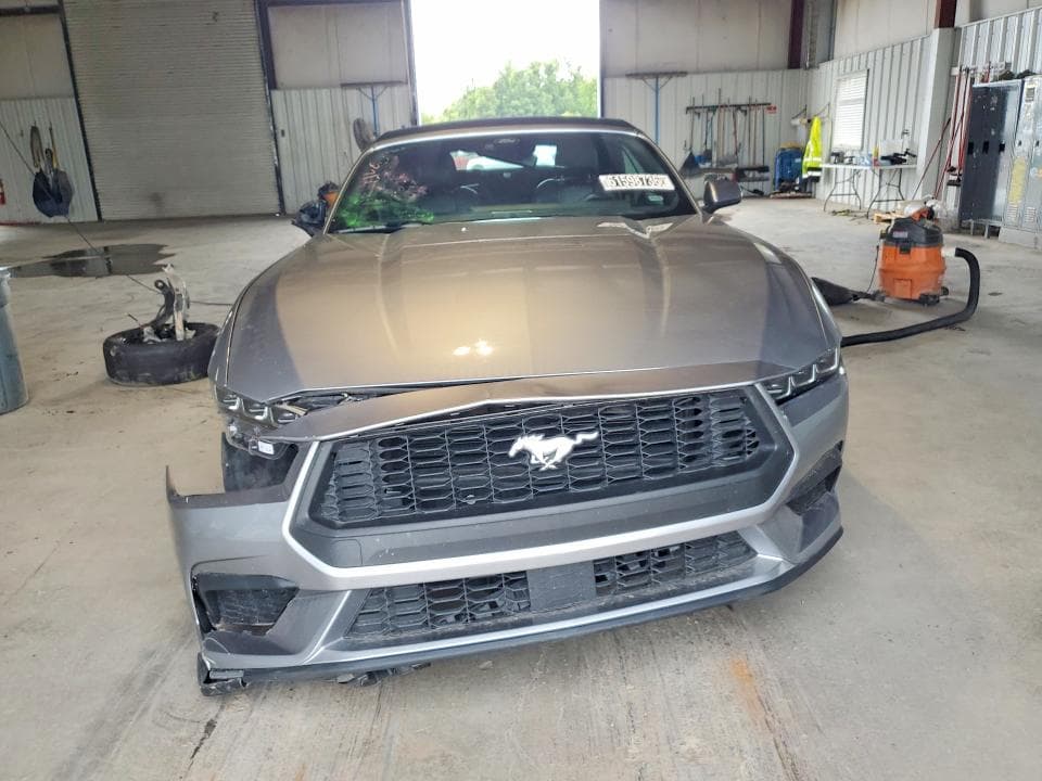 2025 FORD MUSTANG 5
