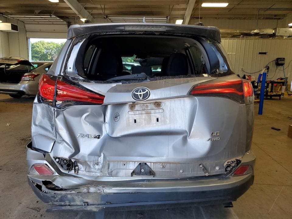 2018 TOYOTA RAV4 LE 6