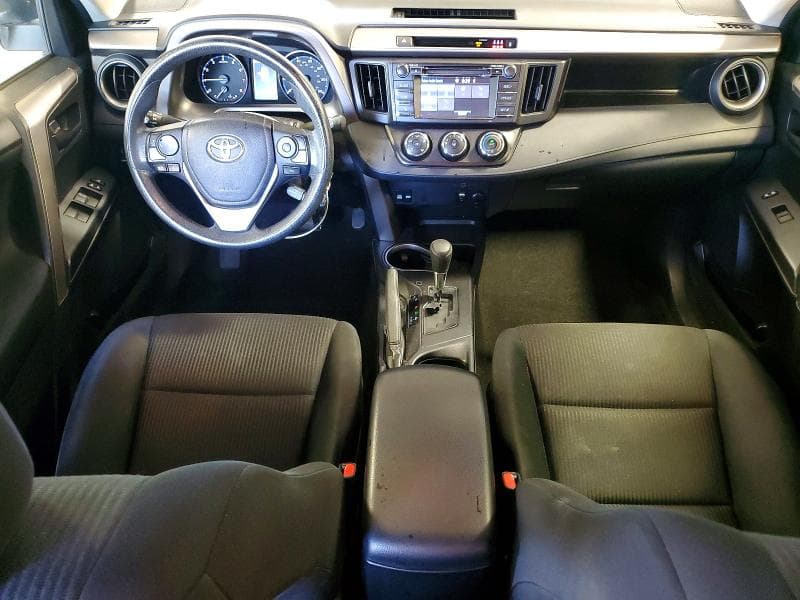 2018 TOYOTA RAV4 LE 8