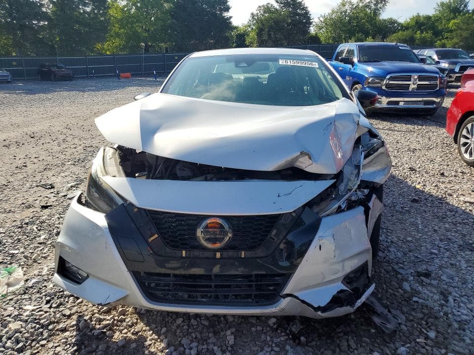 2020 NISSAN VERSA SR 5