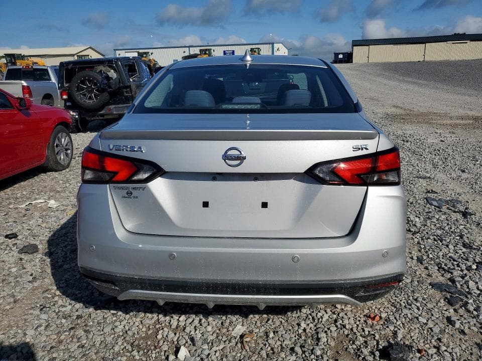2020 NISSAN VERSA SR 6