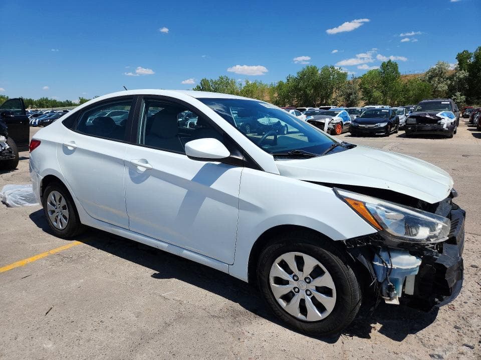 2017 HYUNDAI ACCENT SE SE 4