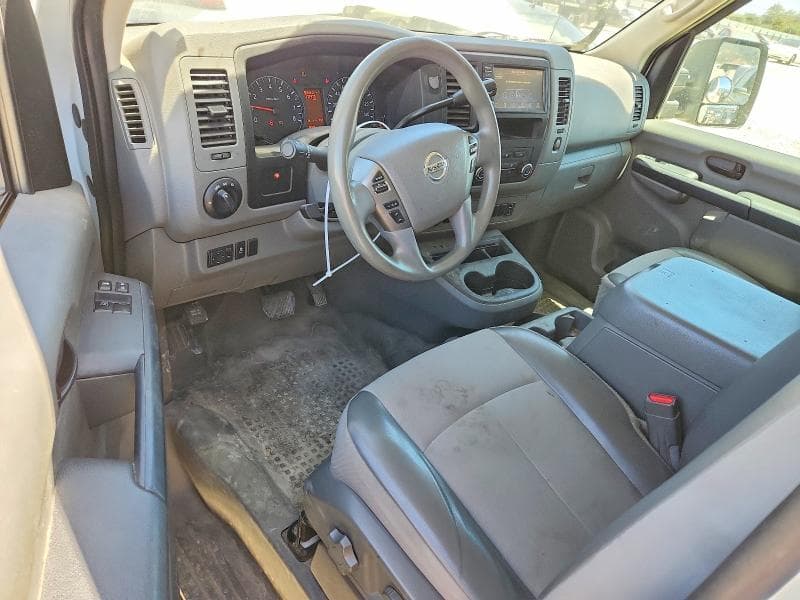 2019 NISSAN NV 3500 HD SL 8