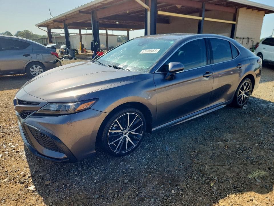 2021 TOYOTA CAMRY SE - 1