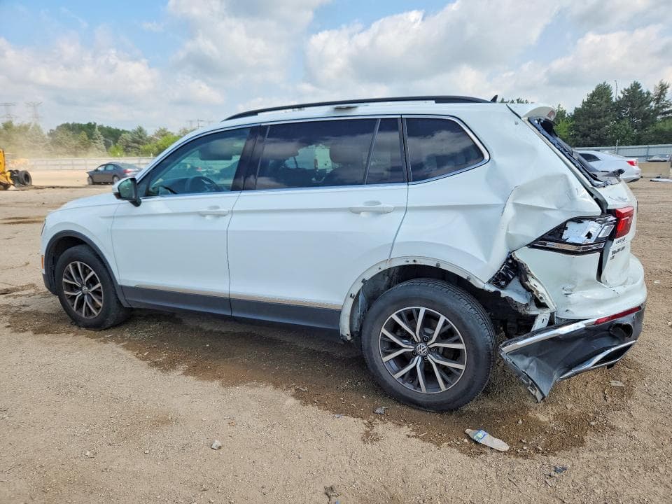 2018 VOLKSWAGEN TIGUAN SE 2