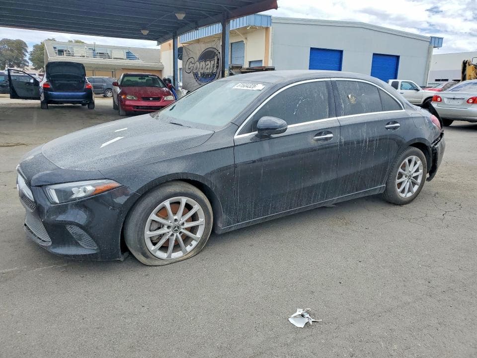 2021 MERCEDES-BENZ A 220 220 - 1