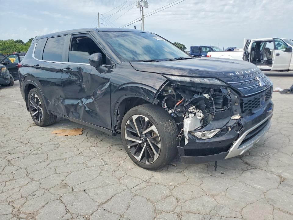 2023 MITSUBISHI OUTLANDER SE 4