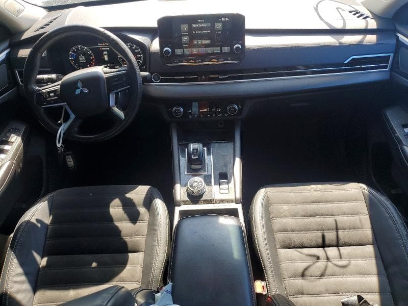 2023 MITSUBISHI OUTLANDER SE 8
