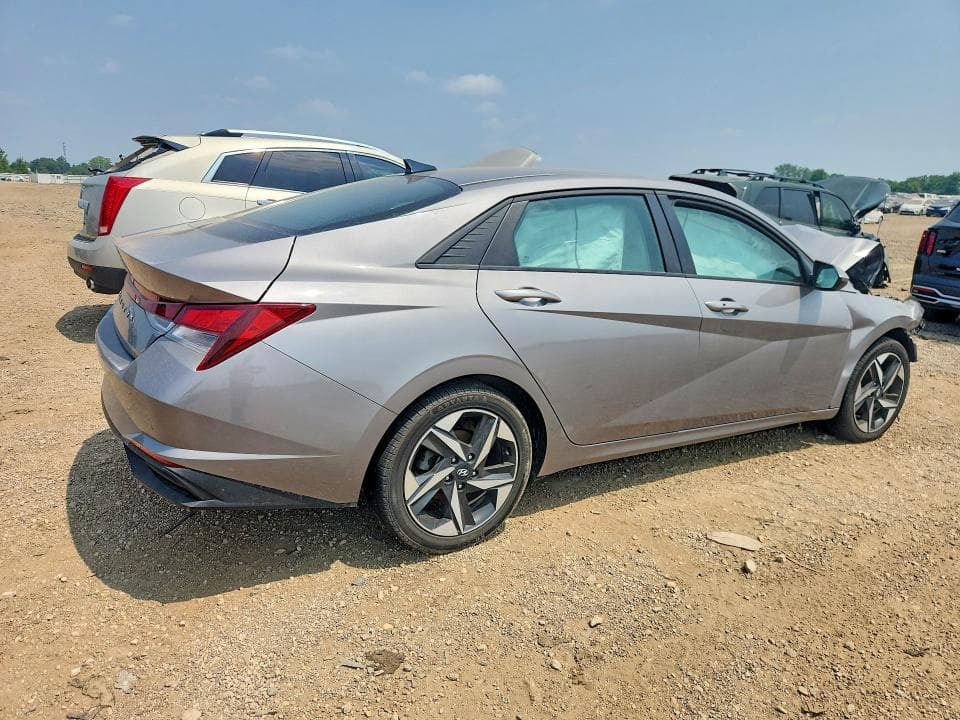 2023 HYUNDAI ELANTRA SEL SEL 3