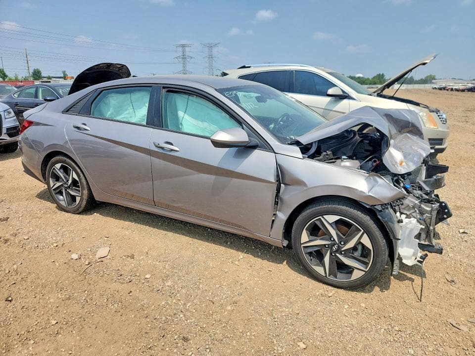 2023 HYUNDAI ELANTRA SEL SEL 4