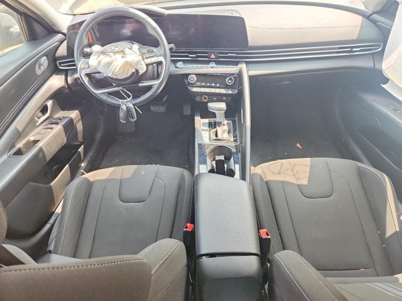 2023 HYUNDAI ELANTRA SEL SEL 8