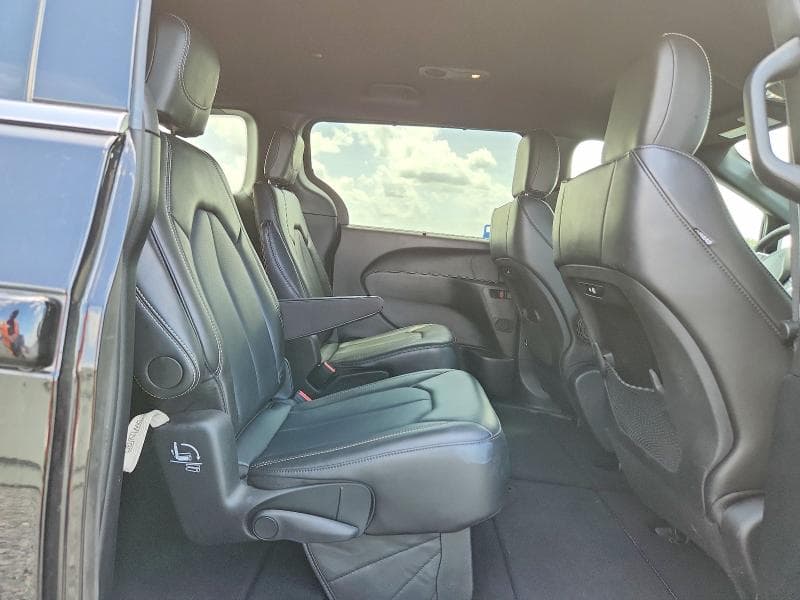 2026 CHRYSLER PACIFICA SELECT SELECT 11