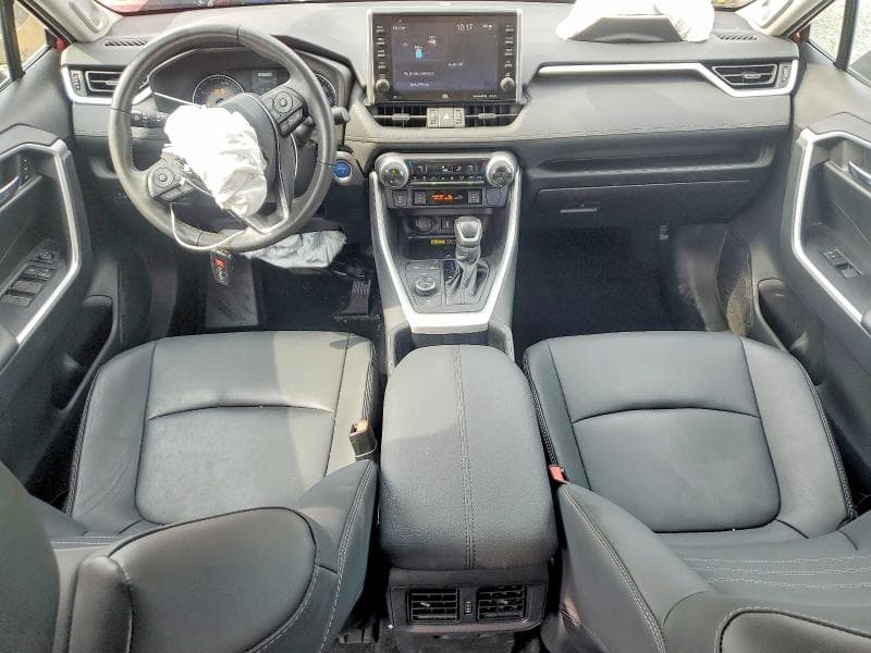 2022 TOYOTA RAV4 XLE PREMIUM 8