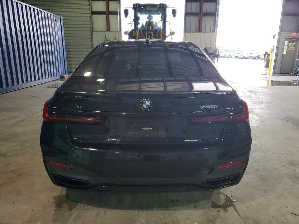 2022 BMW 750 XI 6