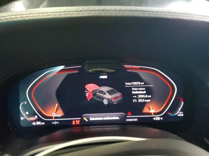 2022 BMW 750 XI 9