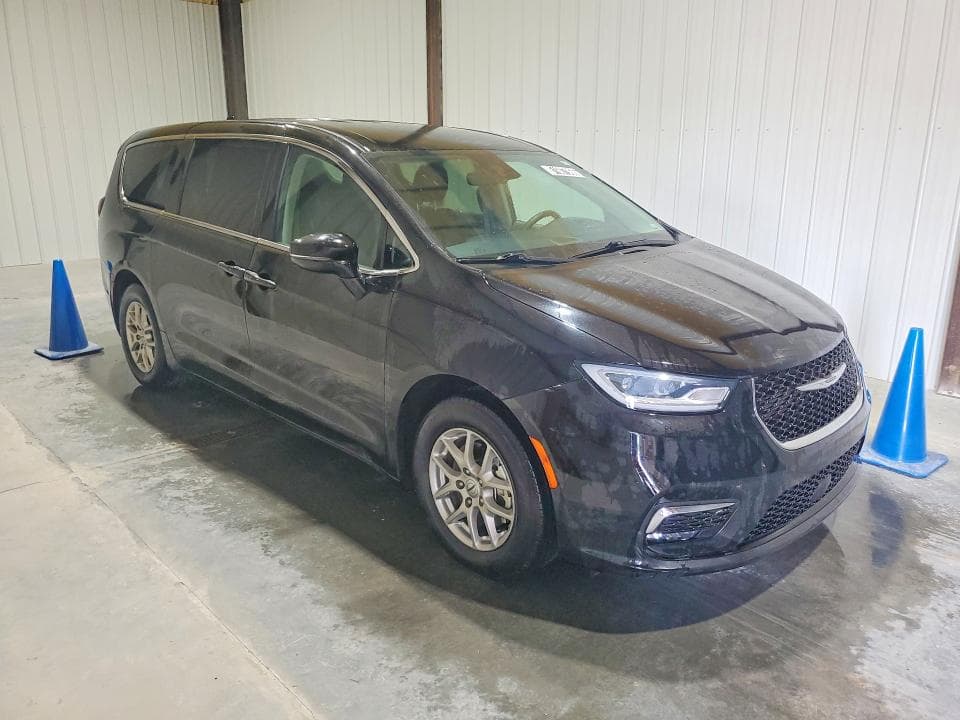 2024 CHRYSLER PACIFICA TOURING L 4