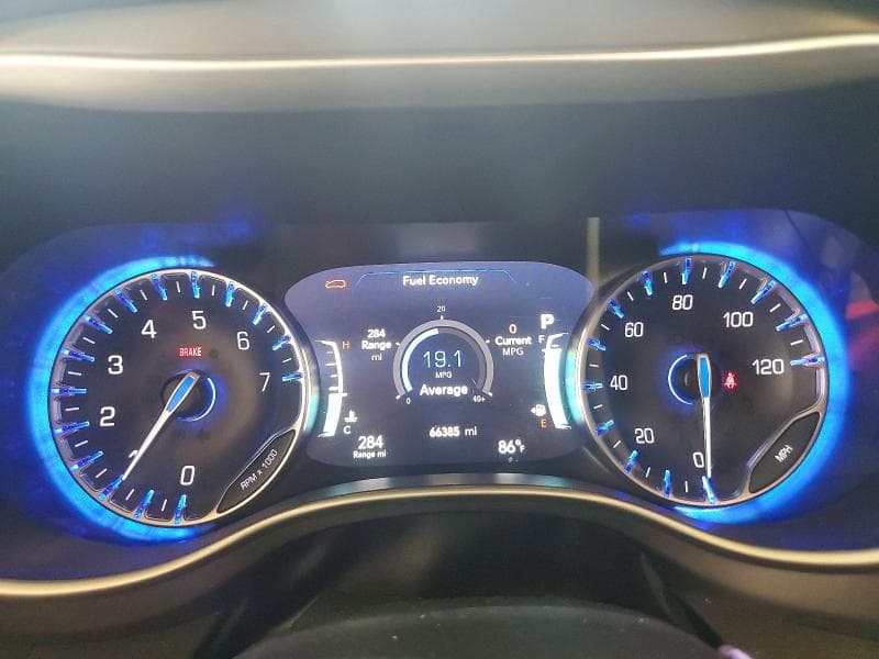 2024 CHRYSLER PACIFICA TOURING L 9
