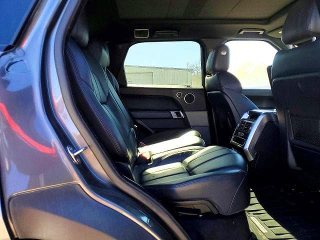 2017 LAND ROVER RANGE ROVER SPORT HSE 11