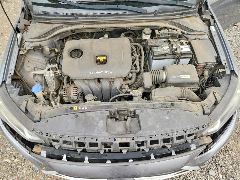 2017 HYUNDAI ELANTRA SE 11
