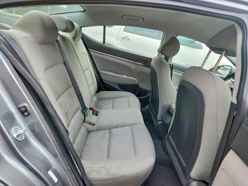 2017 HYUNDAI ELANTRA SE 10