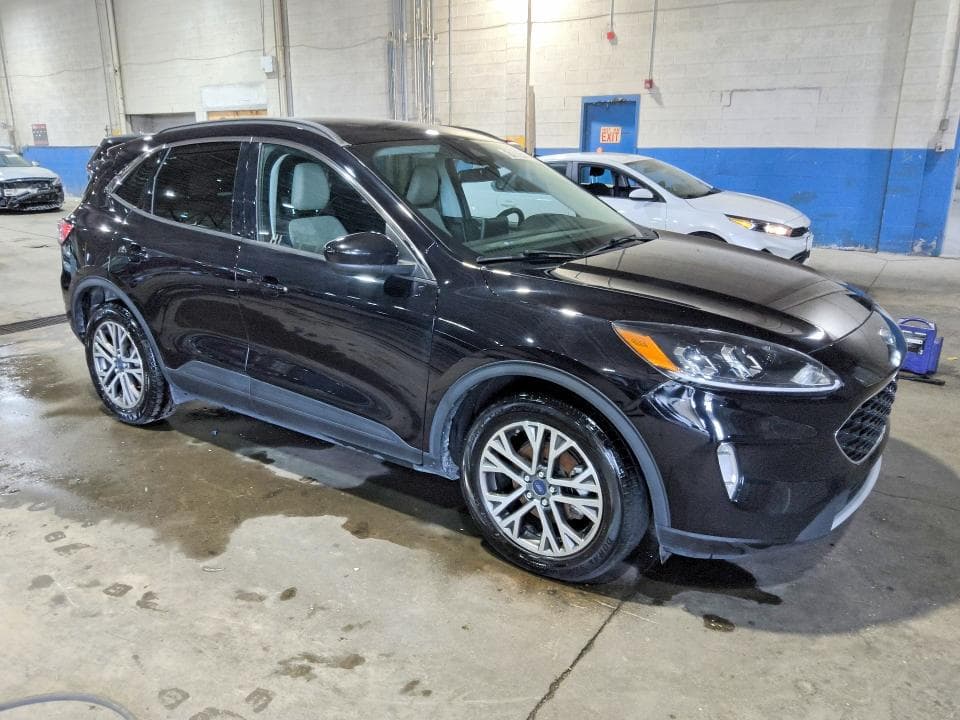 2021 FORD ESCAPE SEL 4