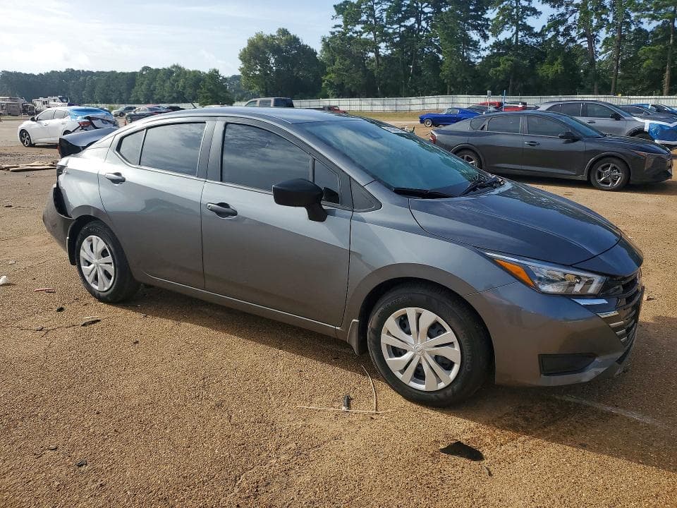 2025 NISSAN VERSA S 4