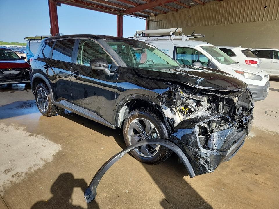 2025 NISSAN ROGUE SV 4