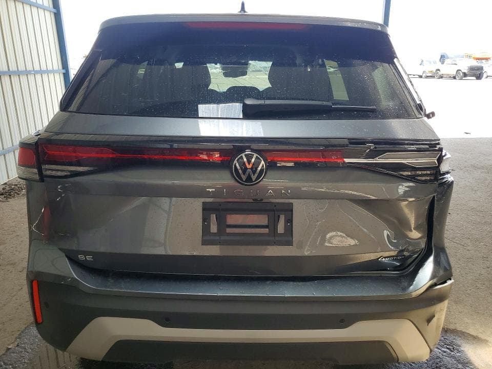 2026 VOLKSWAGEN TIGUAN SE 6