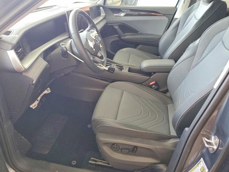 2026 VOLKSWAGEN TIGUAN SE 7
