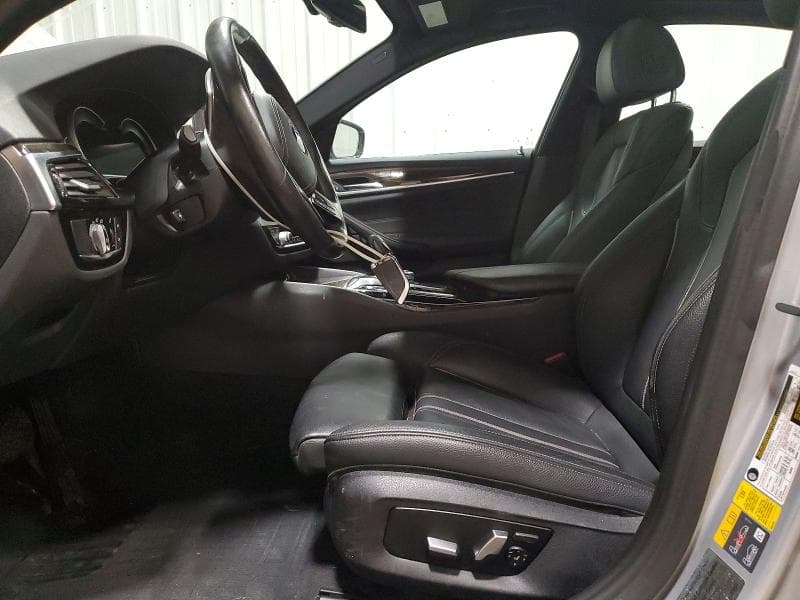 2019 BMW 530XE 7