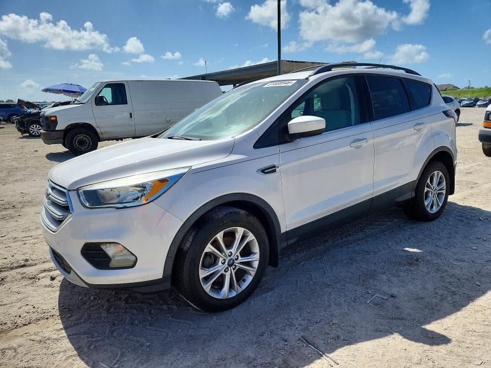 2018 FORD ESCAPE SE 1