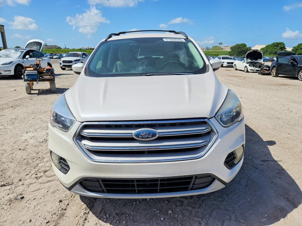 2018 FORD ESCAPE SE 5