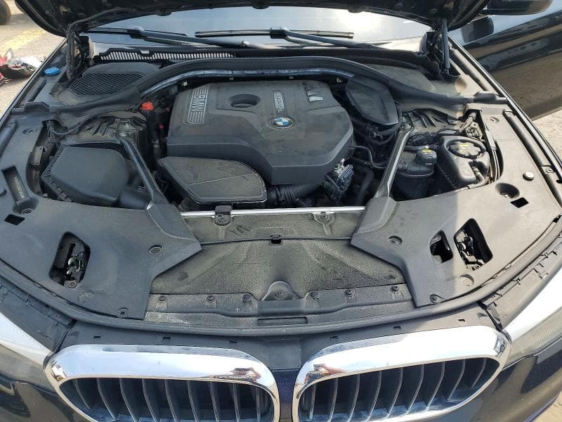 2017 BMW 530 XI 11