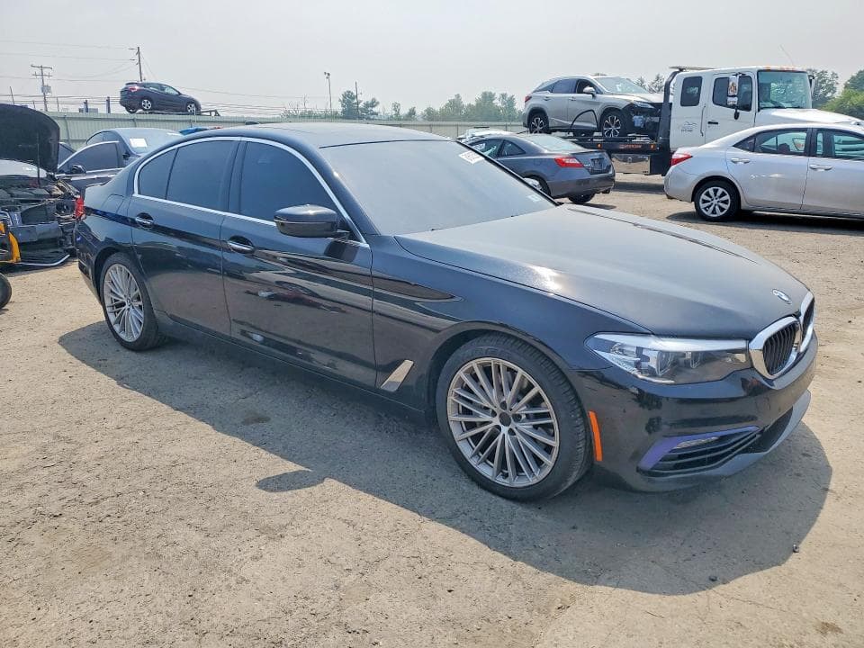 2017 BMW 530 XI 4
