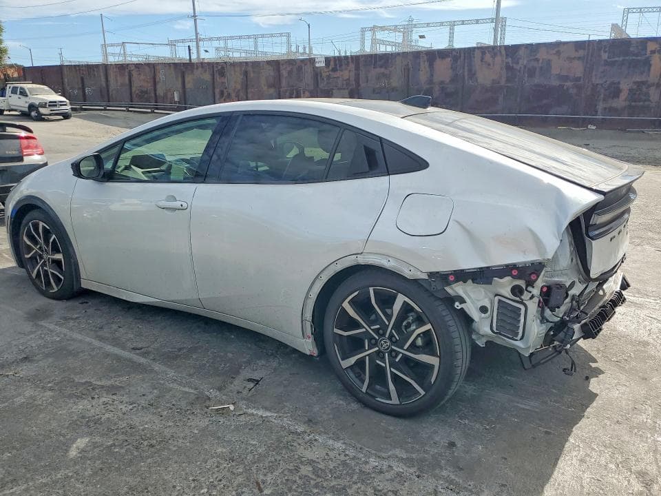 2024 TOYOTA PRIUS PRIME XSE 2