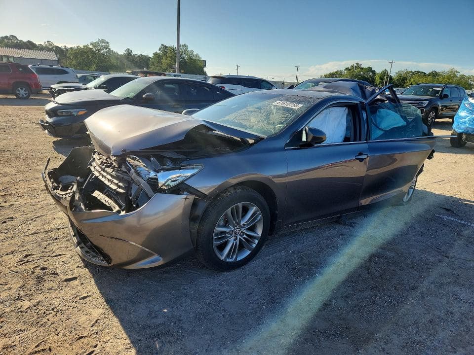 2017 TOYOTA CAMRY SE - 1